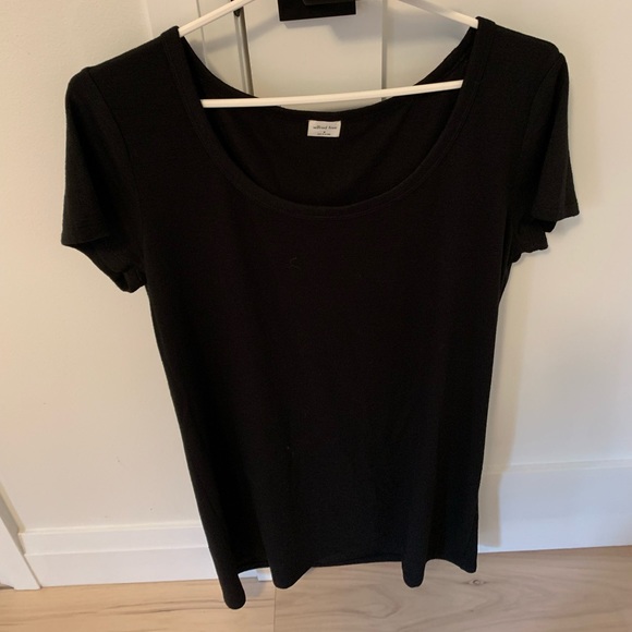 Aritzia T-shirt Dress - Picture 2 of 4